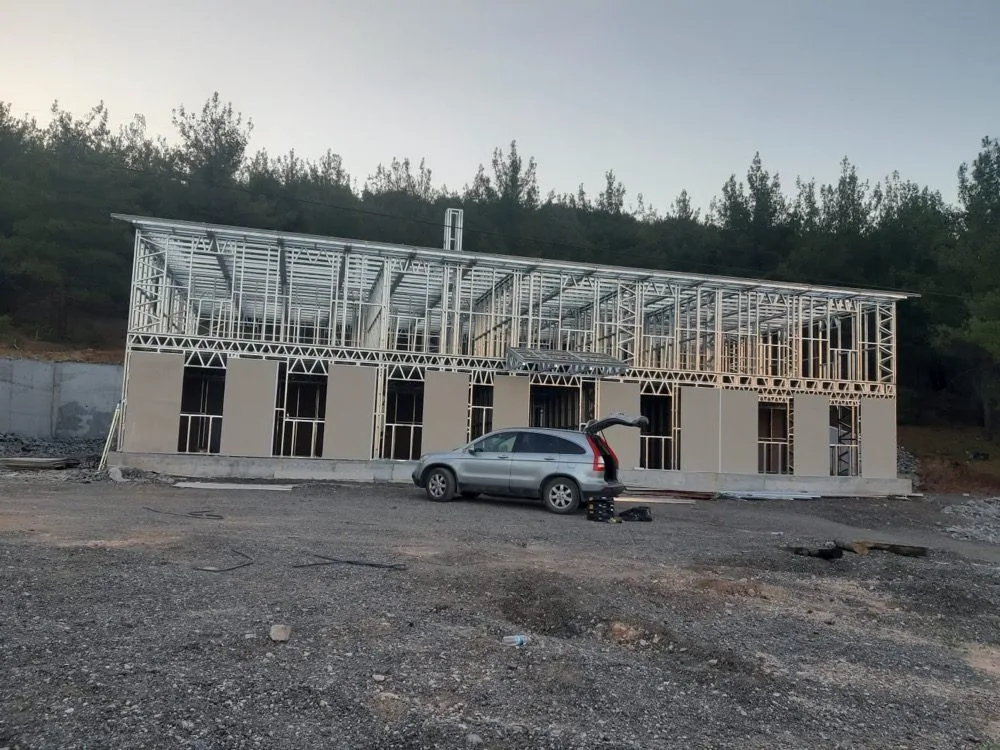 Hafif Çelik Yurt Binası