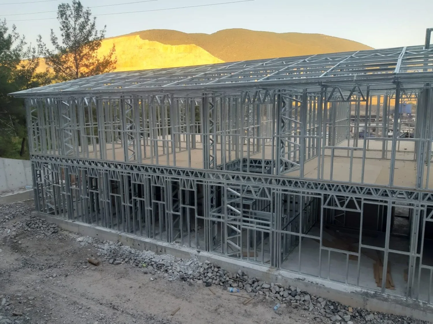 Hafif Çelik Yurt Binası
